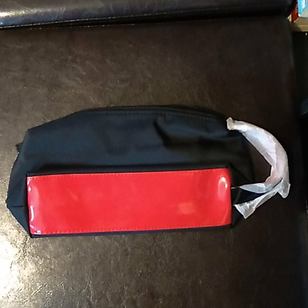 Lancome Black Makeup Bag w/Red Rose & Base - Picture 4 of 6